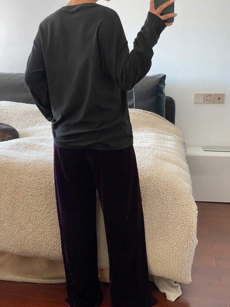 Abstract Print Top & Velvet Loose Pants Women Pajama Set