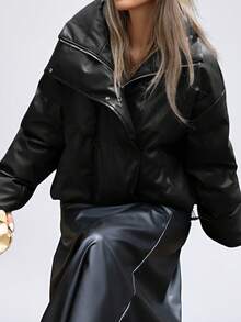 Chiquease 年轻通勤风宽松PU皮革质感宽翻领加厚羽绒服，罗纹袖口，保暖防寒，仿皮飞行员夹克，填充物为聚酯纤维，合成保暖材料，冬季外套，带羊羔绒内衬。 - 黑色 - 查看 3