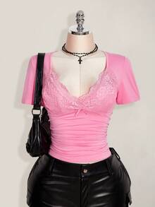 SHEIN ICON 大码V领蕾丝拼接腰部褶皱修身针织T恤，性感春夏T恤，婚礼宾客上衣 - 粉色 - 查看 1