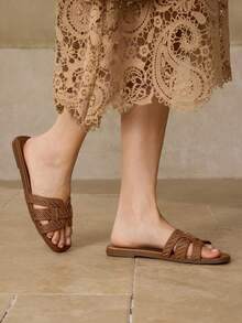 MOTF PREMIUM BRAID PU LEATHER FLAT SANDALS FOR CHRISTMAS