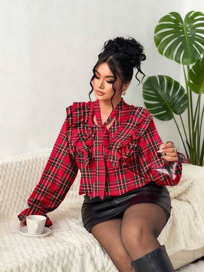 Elenzga 大码女式轻薄法式优雅针织长袖红色格子随机条纹数码印花荷叶边系带衬衫