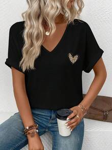 New Fashion Casual Women T-Shirt With Heart And Leopard Print Elements, V-Neck - Black - View 5