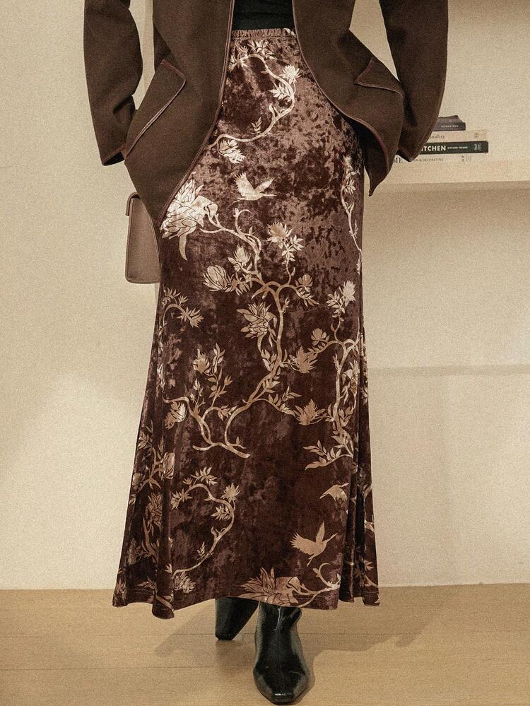 Elegant Urban Style Brown Floral Jacquard Mermaid Hem Skirt, Suitable For Winter And Spring