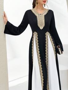 Al Najma 女士V领贴花撞色优雅收腰派对/节日喇叭袖阿拉伯风格连衣裙 - 彩色 - 查看 4