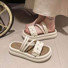 Sandalias de suela gruesa con talón de mujer Sandalias de verano para mujer, recién llegadas, estilo hada, con pliegues y abalorios, suela blanda. Sandalias versátiles para exterior con suela gruesa. Moda casual francesa. Sandalias de doble uso con suela blanda. - Blanco - Ver 9