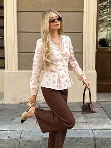 Serisse Women's Elegant Floral Pink Shirt,Contrast Lace Single-Breasted Long Sleeve Blouse,Beige Autumn Vintage Brunch Top,Business Casual Office,Old Money - Multicolor - View 3