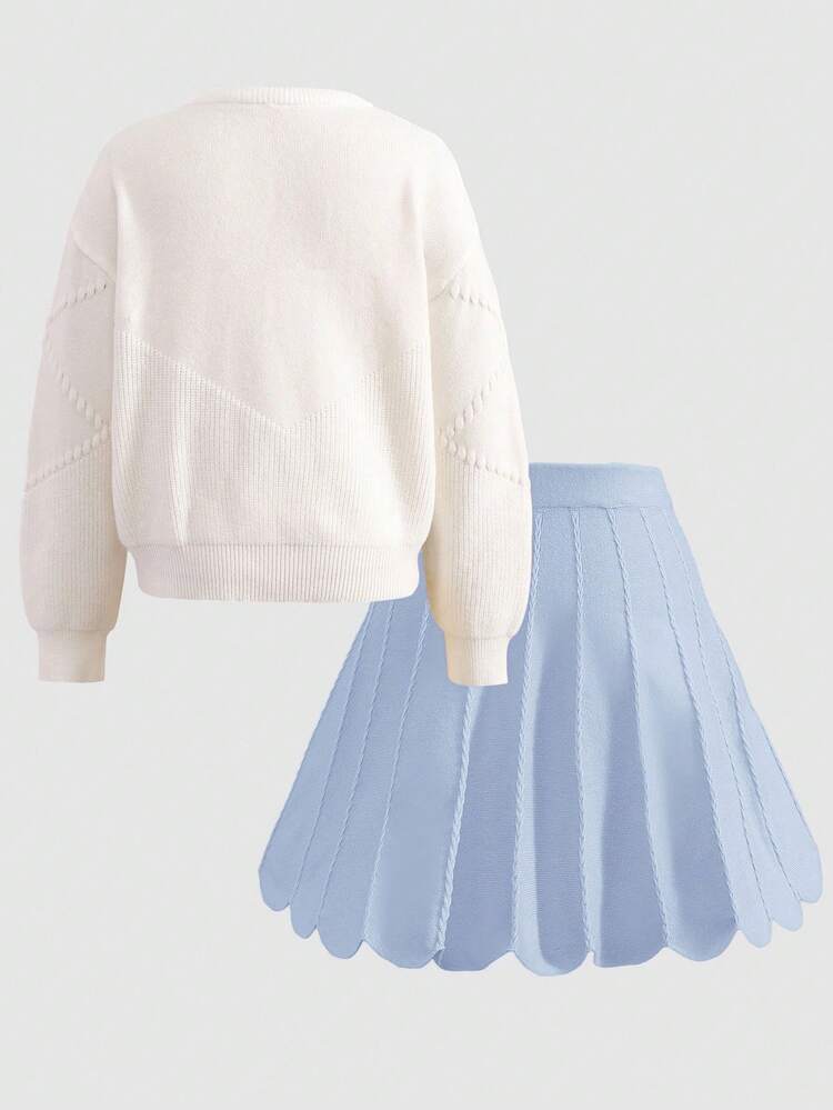 SHEIN مجموعة ملابس للبنات المراهقات مكونة من 2 قطعة: كنزة صوفية محبوكة مع فيونكة جميلة وتنورة مطوية، ناعمة ومريحة، مناسبة للشتاء - الأزرق - مشاهدة 7