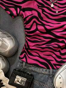 Glimmora 女士斑马纹斜肩短袖时尚T恤 - 彩色 - 查看 5