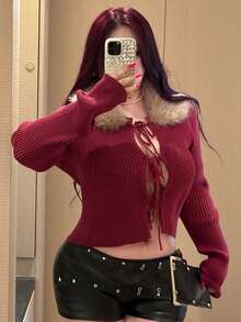Dazy Plus Áo khoác cardigan co giãn màu trơn, bó sát, buộc dây phía trước, cổ lông nhân tạo, màu đỏ rượu, thích hợp cho năm mới, Giáng sinh, mùa thu/đông - Màu Đỏ Sâu - Xem 1