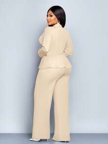 SOLERSUN 大码女装秋冬优雅纯红色V领长袖T恤和阔腿裤两件套，不对称下摆，休闲日常通勤套装，可裹身、打结或系带，针织面料，适合购物和其他场合，百搭奢华时尚单品。 - 杏色 - 查看 2