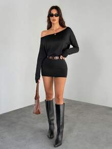 SHEIN Tall Vestido corto de manga larga y unicolor sexy y de moda para mujer - Negro - Ver 3