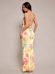 SHEIN PETITE 女士优雅印花露背连衣裙 夏季夏季服装 沙滩装 女士沙滩度假装 度假装 波西米亚风 热带度假女装 热带度假女装 结婚周年纪念伴娘派对约会性感婚礼宾客礼服 女士新娘送礼会礼服 白色优雅端庄仙气 - 米色 - 查看 4