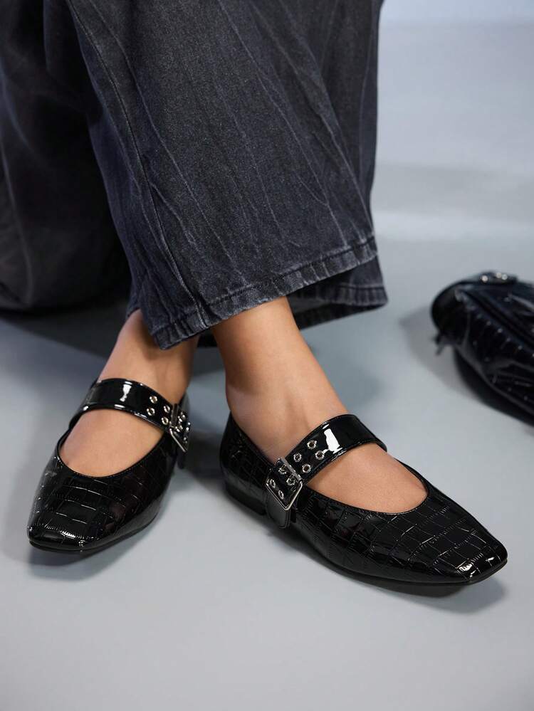 CUCCOO GRLICON Women's Corn Callus Buckle Design Casual Fashion Flat Shoes For Christmas