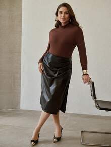 MOTF PREMIUM PLUS MOCK NECK SLIM FIT T-SHIRT - Coffee Brown - View 1