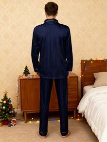 COTOLO Conjunto de Pijama Hombre Gris de Seda Suave, Manga Larga con Bordes Dorados, Diseño Elegante con Escudo, Cálido y Confortable, Regalo de Navidad - Azul - Ver 3