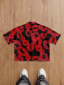 Manfinity Joysei 性感嘴唇亲吻印花时尚宽松落肩露脐拉链短袖衬衫，情侣款，送给男友的绝佳礼物 - 紅色和黑色 - 查看 2