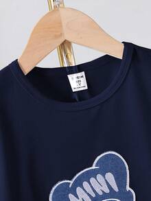 SHEIN Genkimix Kids 2件套男童休闲牛仔熊刺绣短袖圆领T恤和短裤套装，适合日常休闲、运动、上学、户外活动、夏季穿着 - 藏蓝色 - 查看 6