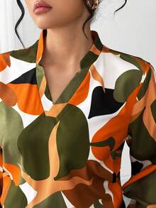 SHEIN Elenzya Blusa de manga larga con cuello en V y estampado floral para mujer de talla grande, elegante para el trabajo y cómoda - Multicolor - Ver 7