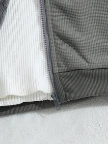 SHEIN Jaket Anak Laki-Laki, Lapisan Termal yang Nyaman, Gaya Kasual Modis, Cocok untuk Bermain di Luar Ruangan - Grey - View 4