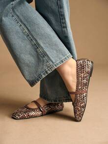 Rosivie Women's Square Toe Metal Buckle Flat Shoes Valentine's Day - Bronze - View 4