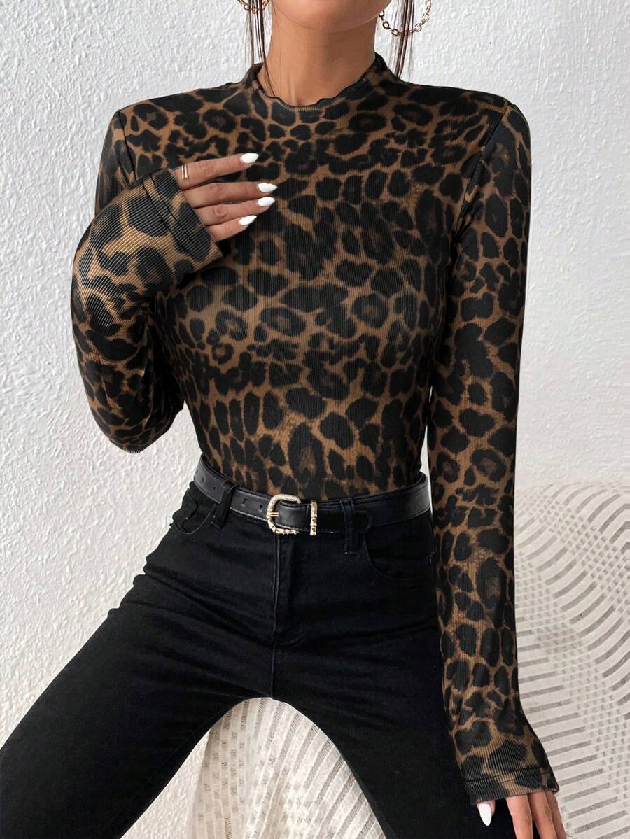 SHEIN Frenchy Women's Dark Brown Leopard Print Graphic Tee,Seksi Chic Fitted Long Sleeve T-Shirt,Autumn Night Out Fashionable Knit Base Layer For Winter & Spring - Brown - View 1