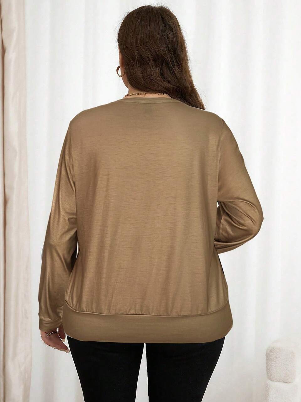 Plus Size Women's Leopard Print Crew Neck Pullover Sweatshirt,Khaki Brown Long Sleeve Top,Autumn Elegant Smart Casual Everyday Black And White Tops