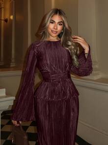 Xyvia 两件套女士褶皱面料系带喇叭袖派对/办公套装，秋冬季 - 酒紅色 - 查看 4