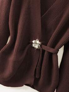 GlowEve CURVE Cardigan Rajut Musim Dingin Wanita Ukuran Besar, Sweater Kancing Depan Pas Badan Bergaya Sederhana Warna Polos - Coffee Brown - View 7