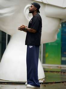 Heavens Edit 男士时尚印花宽松短袖T恤 | 精致设计 | 夏季必备 | 轻松搭配，彰显你的风格 - 黑色 - 查看 4