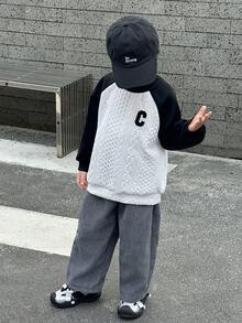 SHEIN Little Byeori 2件套男童休闲撞色长袖卫衣+灯芯绒弹力腰裤套装，秋冬返校时尚男女童装 - 黑與白 - 查看 4
