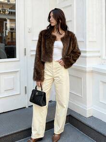 Glamine 女士时尚百搭日常通勤仿皮草短外套，秋冬70年代复古风奢华仿皮草外套 - 咖啡棕 - 查看 3