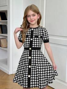 SHEIN Gaun Rajut Kasual Modis Serbaguna untuk Anak Perempuan Remaja, Motif Patchwork Huruf dan Logo, dengan Ikat Pinggang, Cocok untuk Akhir Pekan, Jalan-jalan Santai, dan Kembali ke Sekolah. - Khaki - View 9