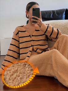 DAZY Bộ đồ mặc nhà mùa đông 2 chiếc áo dệt kim kẻ sọc jacquard và quần ngủ rộng màu trơn cho nữ - màu nâu - Xem 3