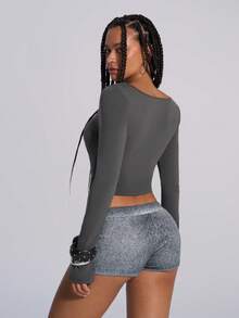 TypaGal Y2K Edgy Chic Urban Bold Modern Rebel Sparkle Wild Sexy Stylish New Year Winter Summer Gray Long Sleeve Knitted Slim-Fit Studded Decoration Crew Neck Women's Fashionable Sexy Rhinestone Embellished Fitted Cropped T-Shirt - Grey - View 3