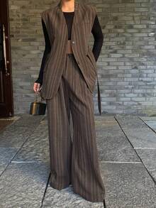 DAZY 女士V领无袖开襟条纹腰带装饰修身背心和直筒裤休闲两件套 - 棕色 - 查看 3