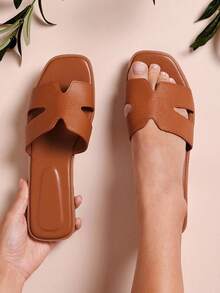 SHUZIA Women's Comfy Everyday Casual Flat Sandals For Christmas