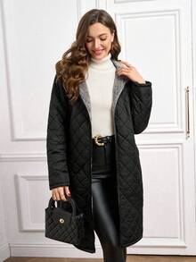 SHEIN Clasi Áo khoác nữ cỡ lớn Curve Plus Size màu đen phối xám đậm, lót lông dày dặn, tay dài, có mũ, kiểu dáng thường ngày, chần bông, giữ ấm tốt, thoải mái và ấm áp, mẫu mới 2025, mùa đông cho nữ, phong cách cổ điển, đi chơi, mùa thu, áo khoác dáng dài, mùa đông cho nữ, cỡ lớn mùa thu, công sở cho nữ, mùa thu cho nữ, sang trọng cho nữ, mùa thu cho nữ, trang phục Halloween, áo khoác mùa đông Halloween cho nữ. - màu đen - Xem 9