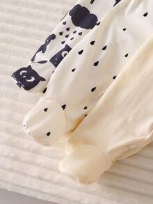 Bộ đồ ngủ 3 món cho bé sơ sinh, họa tiết động vật, màu pastel trung tính, cổ tròn, tay dài, quần dài liền thân và váy, nhiều màu sắc, thích hợp cho cả bốn mùa, lễ hội 2026, chất liệu mềm mại, dịu nhẹ, là món quà lý tưởng cho bé sơ sinh. - Nhiều màu - Xem 6