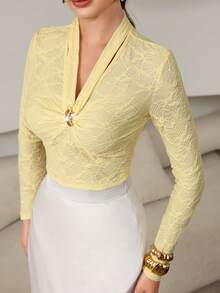 Modelyn Metal Buckle V-Neck Pleated Jacquard Long Sleeve Elegant Fitted Blouse For Women - Yellow - View 4