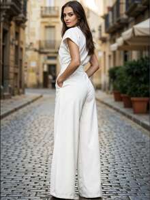 Mono Mujer Corte Amplio Moderno Silueta Fluida Ajuste Cintura Definida Con Botones - Blanco - Ver 3