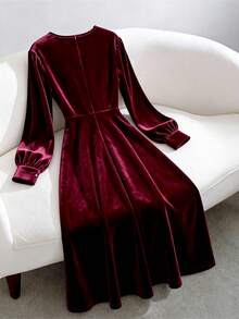 GlowEve CURVE Plus Size Women Elegant Christmas Red Beaded Velvet Long Sleeve Dress - Burgundy - View 2