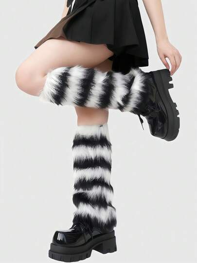 Kawaii 1 Paio di scaldamuscoli a righe morbidi in stile Y2K, nero e bianco, design minimalista alla moda e accattivante, adatti per uso quotidiano, feste, appuntamenti, shopping e altro ancora