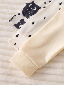 Bộ đồ ngủ 3 món cho bé sơ sinh, họa tiết động vật, màu pastel trung tính, cổ tròn, tay dài, quần dài liền thân và váy, nhiều màu sắc, thích hợp cho cả bốn mùa, lễ hội 2026, chất liệu mềm mại, dịu nhẹ, là món quà lý tưởng cho bé sơ sinh. - Nhiều màu - Xem 5