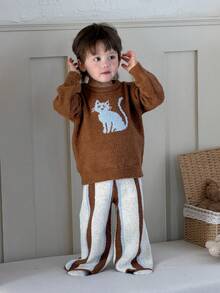 DAZY 幼儿男童卡通猫咪印花圆领上衣和条纹裤两件套睡衣套装（春季款） - 棕色 - 查看 5
