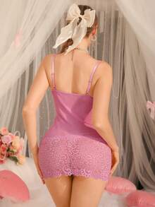 DelicateAllure Camisón mini de contraste de encaje y malla para mujeres - Rosa - Ver 2