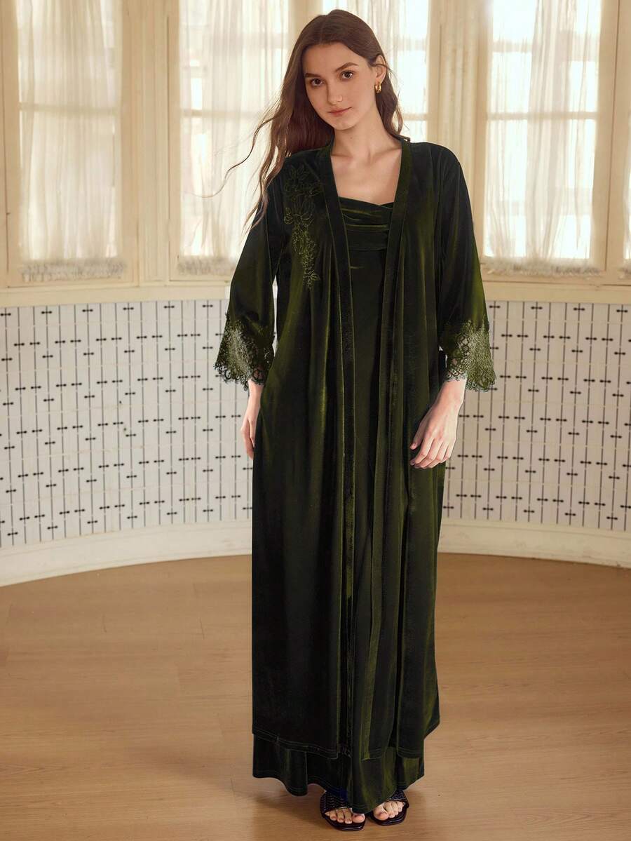 MOTF PREMIUM EMBROIDERED FLORAL LACE PATCHWORK ELEGANT ROBE - Army Green - View 1