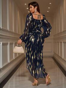 SHEIN Clasi Plus Size Women's Foil Brush Stroke Pattern Sweetheart Neck Lantern Sleeve Split Hem Elegant Dress - Navy Blue - View 2