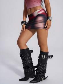 TypaGal Y2K Edgy Chic Urban Bold Modern Rebel Sparkle Wild Sexy Stylish New Year Winter Summer Red Portrait Print Knitted Slim-Fit Pencil Skirt Women's Fashion Sexy Tie-Dye Print Low Waist Mini Skirt