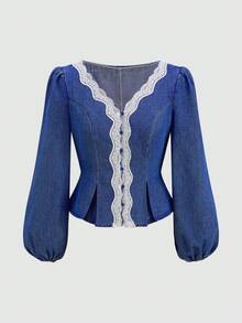 SHEIN MOD 女士撞色蕾丝灯笼袖褶裥下摆时尚牛仔衬衫，适合冬季穿着，新年优雅派对衬衫，女士休闲衬衫，女士社交衬衫，女士时尚牛仔衬衫，饰有优雅蕾丝边和泡泡袖，百搭V领纽扣上衣，适合日常穿着 - 深色水洗藍 - 查看 6
