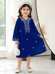 SHEIN 经典靛蓝色花卉刺绣优雅复古休闲端庄长袍，适合春夏年轻女孩穿着，优雅长袖连衣裙，祈祷长袍，舒适休闲，度假风，端庄卡夫坦长袍，儿童长袍 - 彩色 - 查看 4